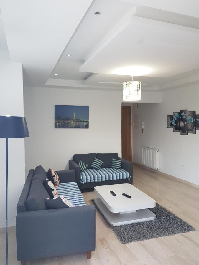Apartamento Ain Zaghouan Apart In Front Of Tunis Mall Lac 2 Habitación foto